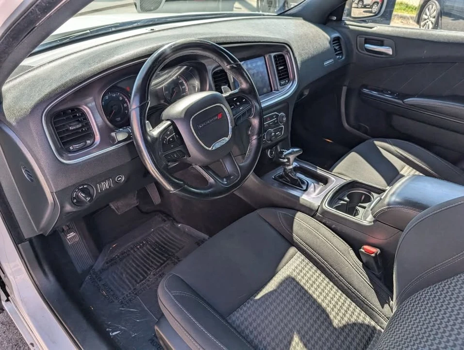 2018 Dodge Charger 7th Gen - Image 12 of 20