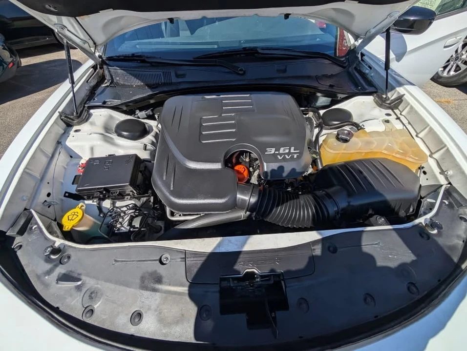 2018 Dodge Charger 7th Gen - Image 10 of 20
