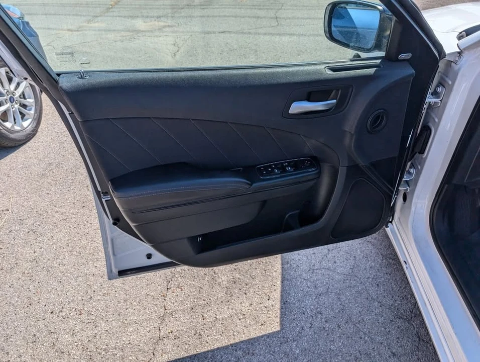 2018 Dodge Charger 7th Gen - Image 11 of 20