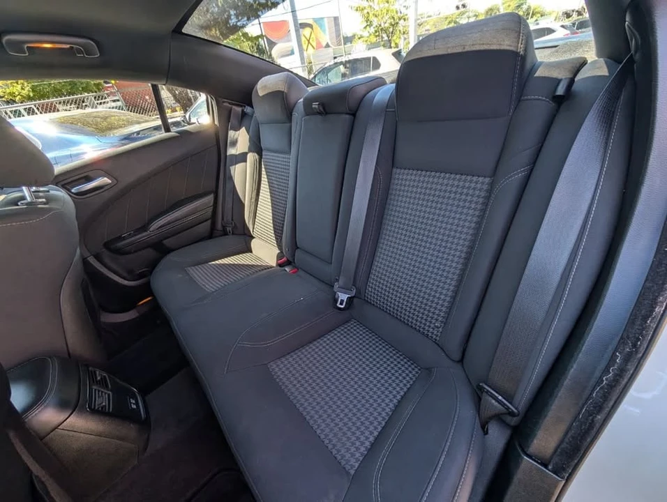 2018 Dodge Charger 7th Gen - Image 18 of 20