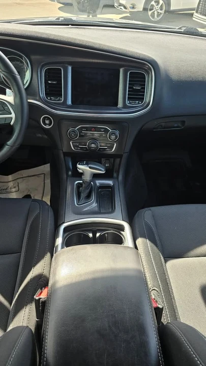 2018 Dodge Charger 7th Gen - Image 9 of 11