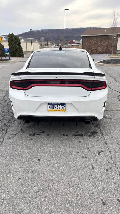 2018 Dodge Charger 7th Gen - Image 5 of 10