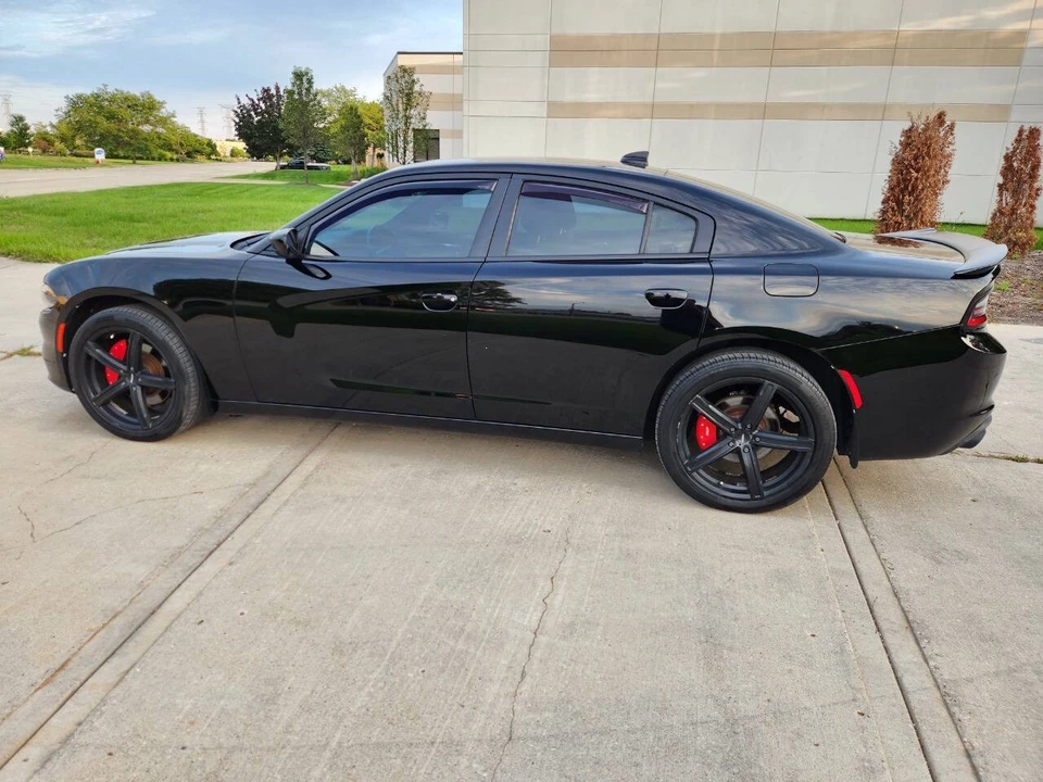 2018 Dodge Charger 7th Gen - Image 19 of 31