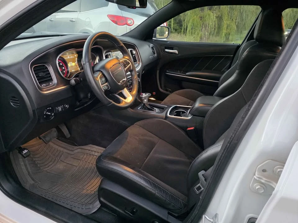 2018 Dodge Charger 7th Gen - Image 9 of 13