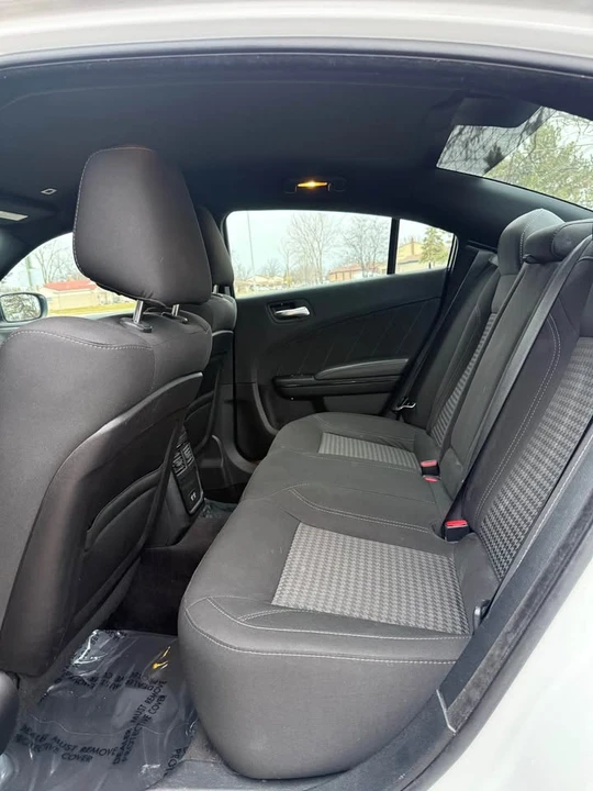 2018 Dodge Charger 7th Gen - Image 16 of 19