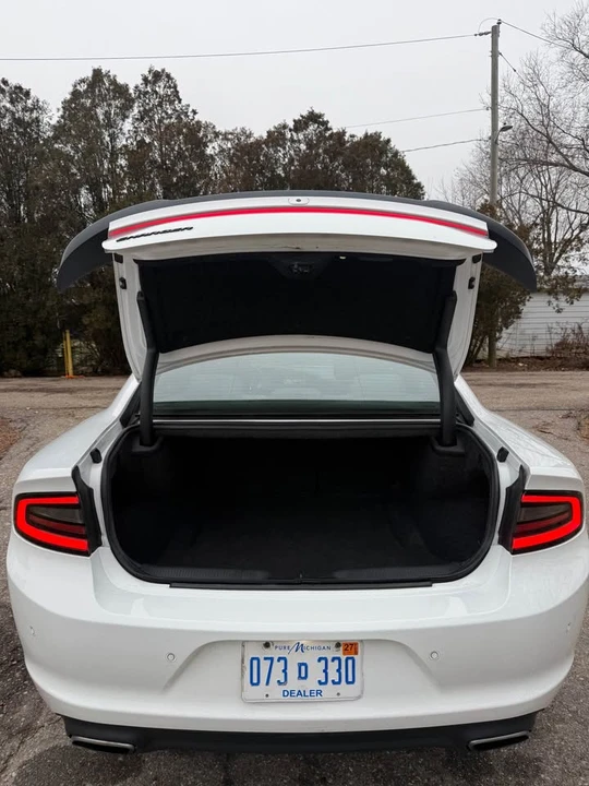 2018 Dodge Charger 7th Gen - Image 8 of 19