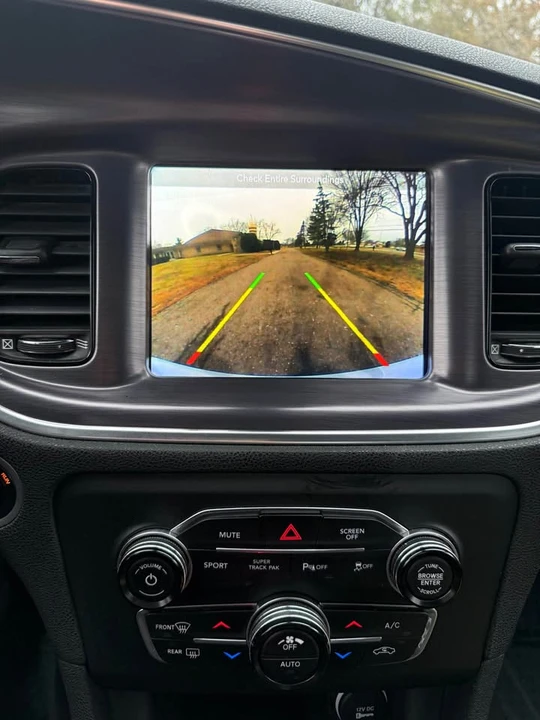 2018 Dodge Charger 7th Gen - Image 13 of 19