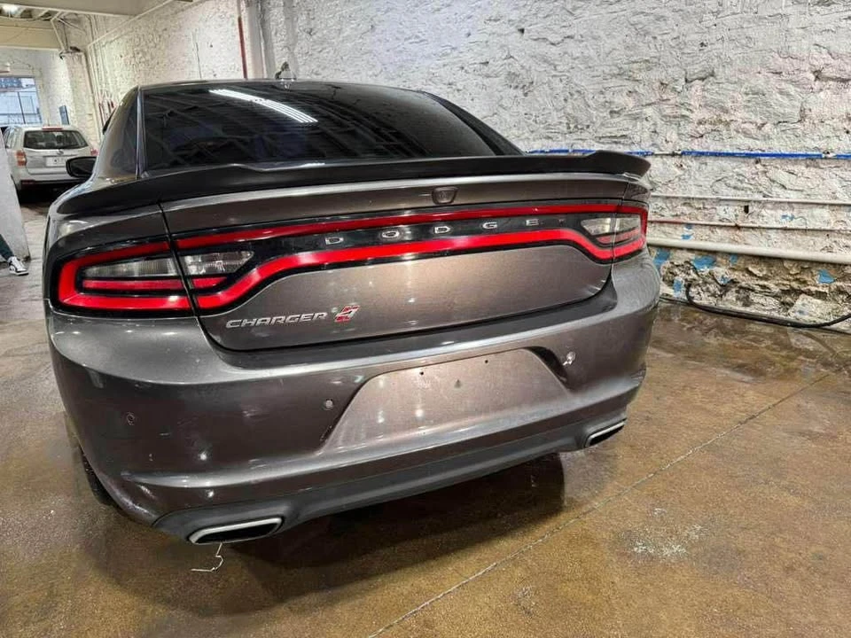 2018 Dodge Charger 7th Gen - Image 9 of 13