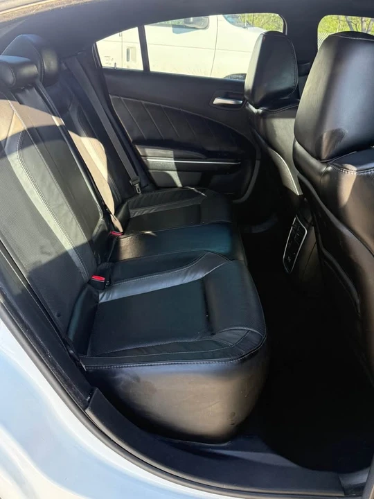 2018 Dodge Charger 7th Gen - Image 12 of 17