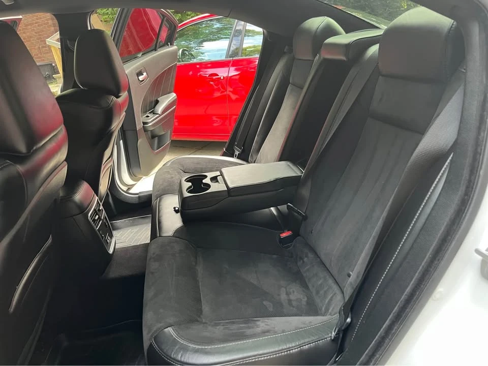 2018 Dodge Charger 7th Gen - Image 14 of 17
