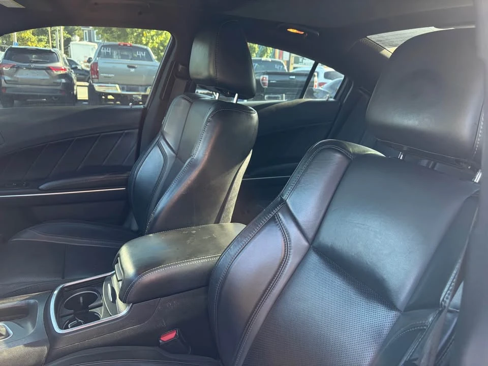 2018 Dodge Charger 7th Gen - Image 9 of 11