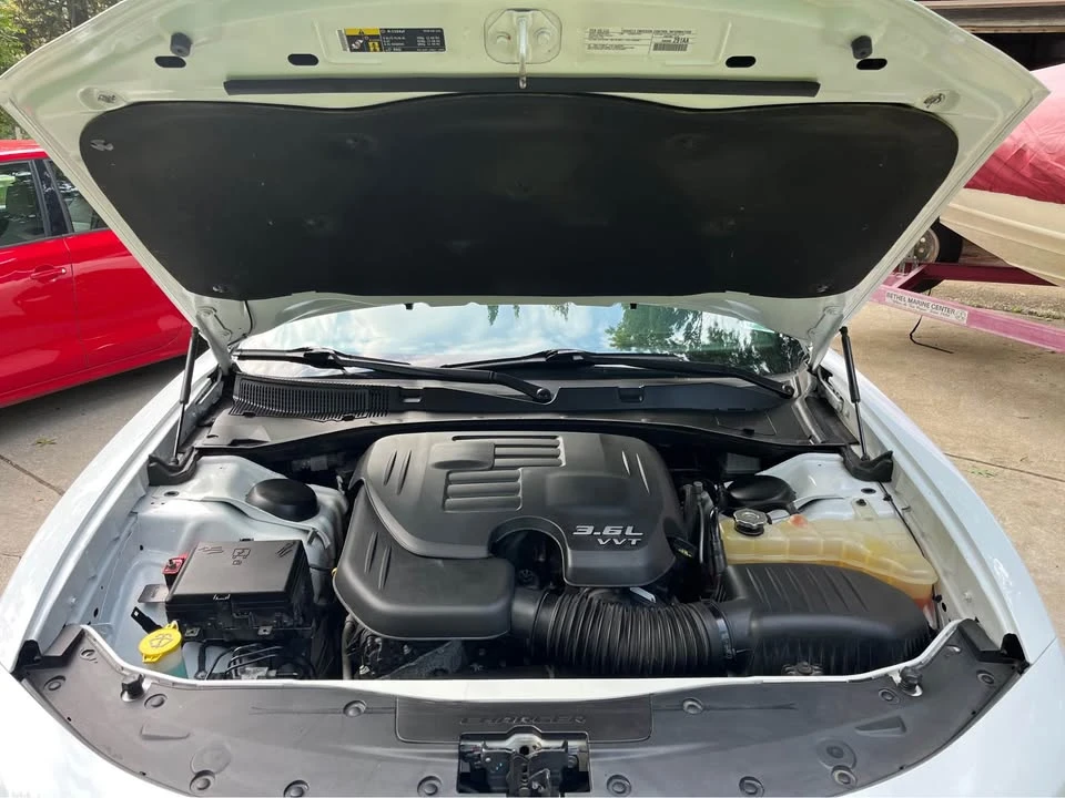 2018 Dodge Charger 7th Gen - Image 15 of 17