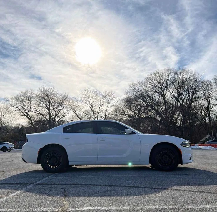 2018 Dodge Charger 7th Gen - Image 9 of 15