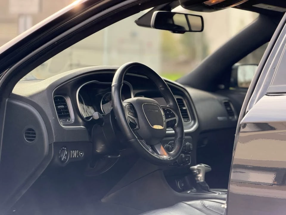 2018 Dodge Charger 7th Gen - Image 9 of 16