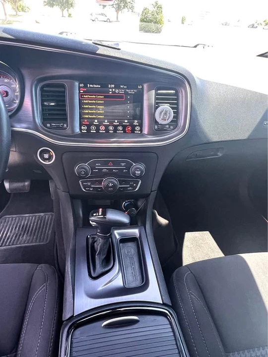 2018 Dodge Charger 7th Gen - Image 16 of 17