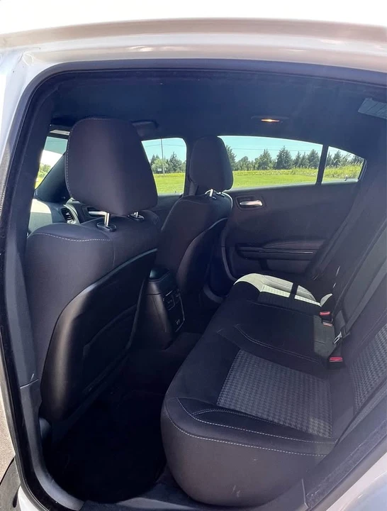 2018 Dodge Charger 7th Gen - Image 10 of 17