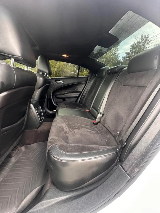 2018 Dodge Charger 7th Gen - Image 8 of 20