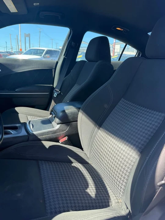 2018 Dodge Charger 7th Gen - Image 11 of 16