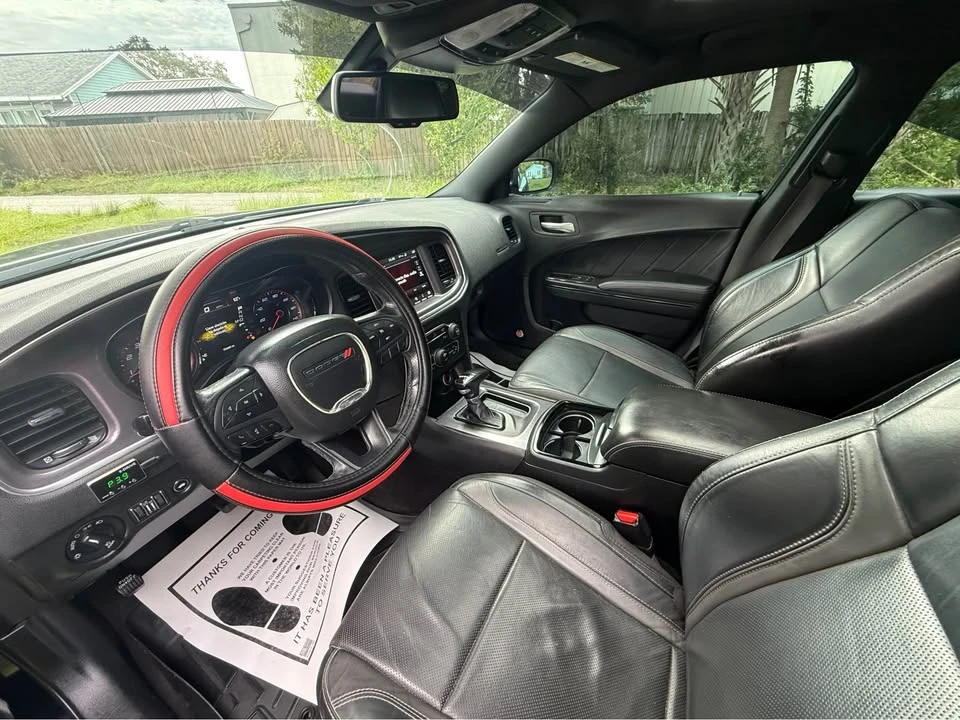 2018 Dodge Charger 7th Gen - Image 13 of 15