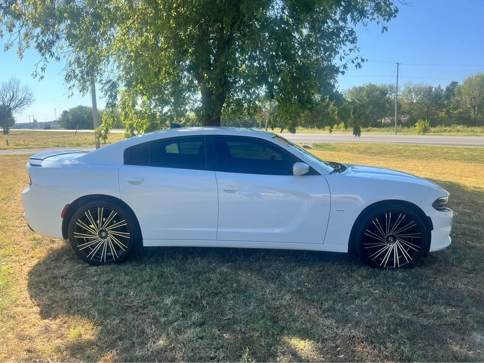 2018 Dodge Charger 7th Gen - Image 4 of 15