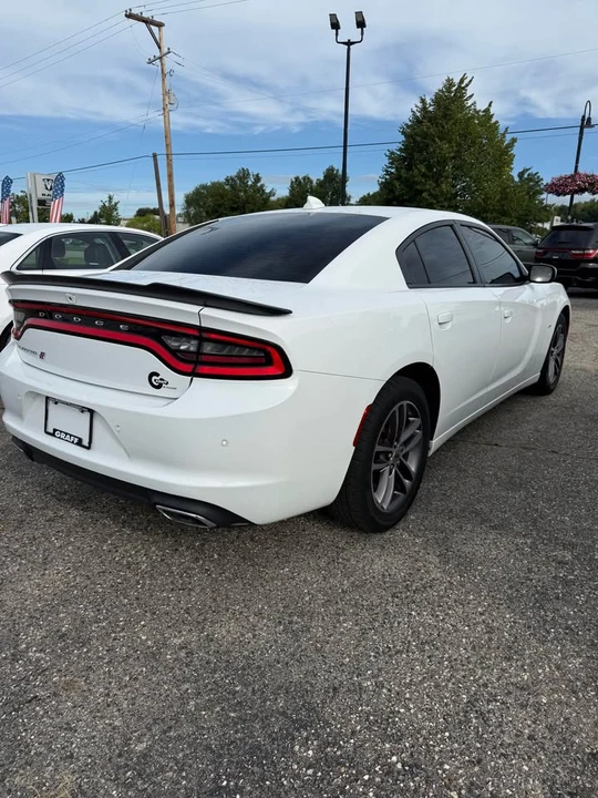 2018 Dodge Charger 7th Gen - Image 4 of 11