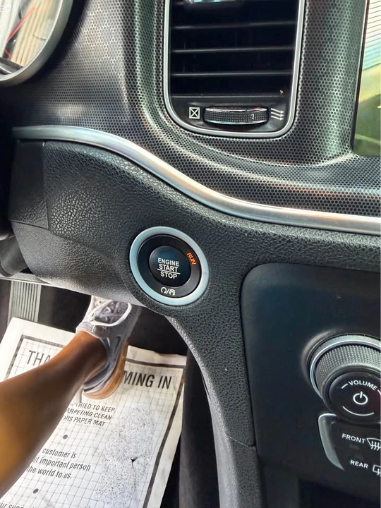 2018 Dodge Charger 7th Gen - Image 15 of 16