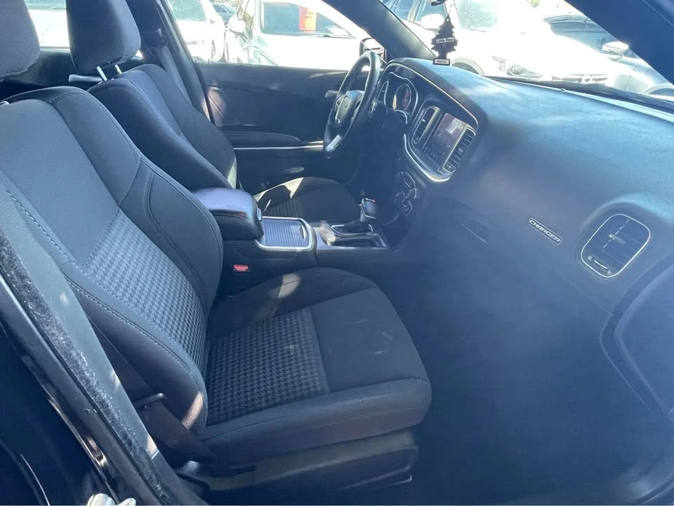 2018 Dodge Charger 7th Gen - Image 13 of 18