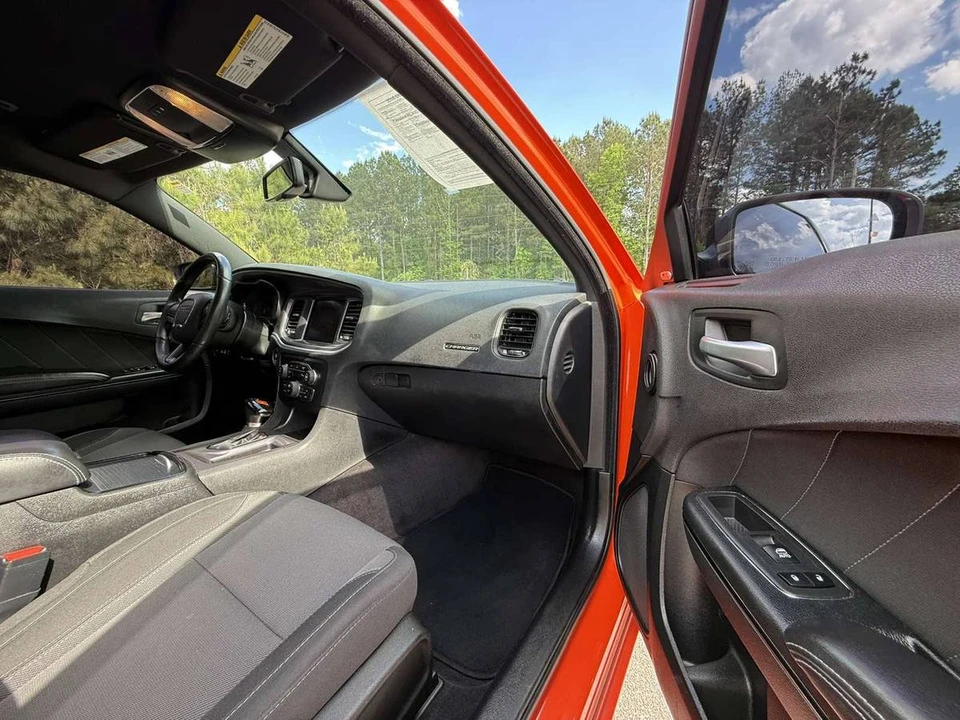 2018 Dodge Charger 7th Gen - Image 10 of 19
