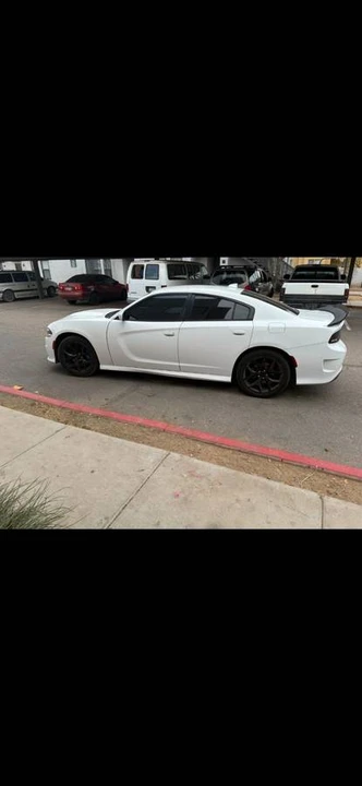 2018 Dodge Charger 7th Gen - Image 14 of 15