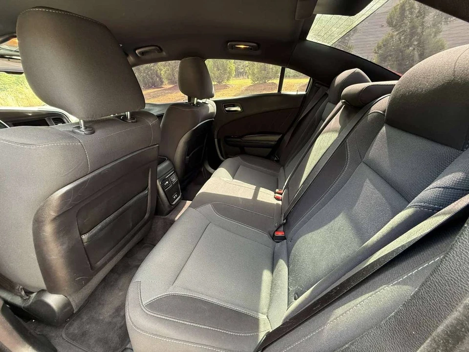2018 Dodge Charger 7th Gen - Image 15 of 19