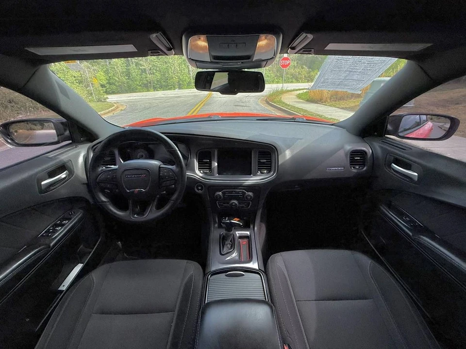 2018 Dodge Charger 7th Gen - Image 16 of 19