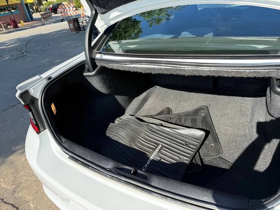 2018 Dodge Charger 7th Gen - Image 14 of 20