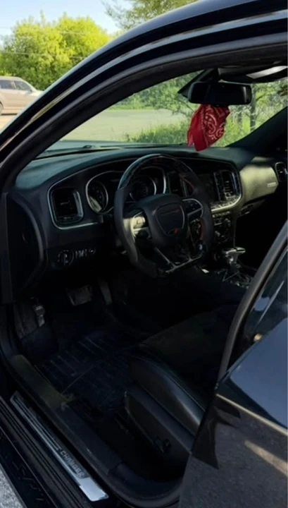2018 Dodge Charger 7th Gen - Image 5 of 6