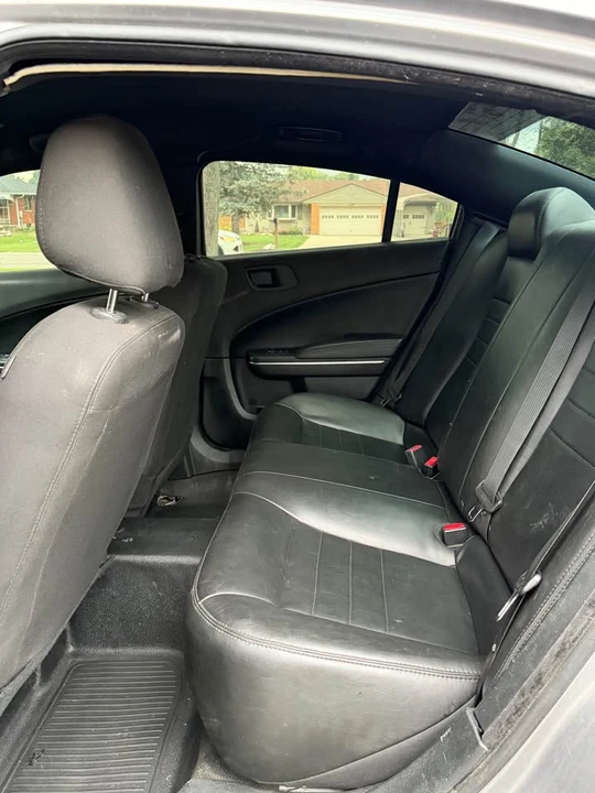 2018 Dodge Charger 7th Gen - Image 7 of 16
