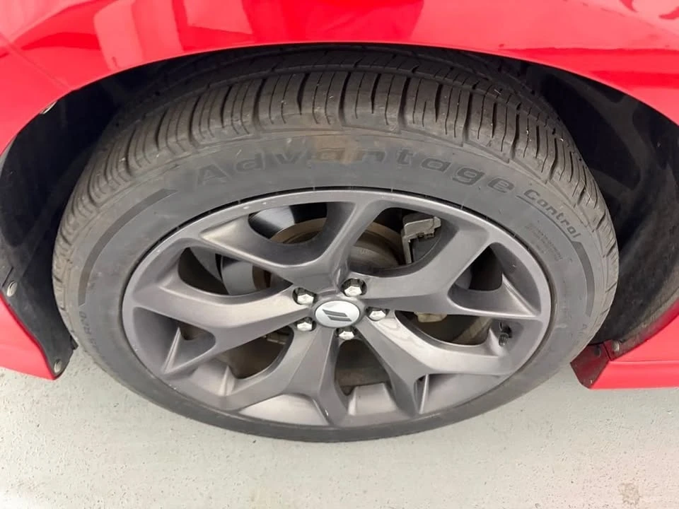 2018 Dodge Charger 7th Gen - Image 15 of 20