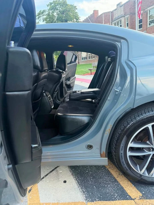 2018 Dodge Charger 7th Gen - Image 10 of 19