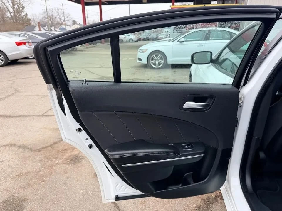 2018 Dodge Charger 7th Gen - Image 19 of 20