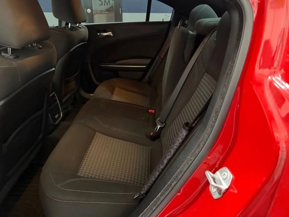 2018 Dodge Charger 7th Gen - Image 12 of 20