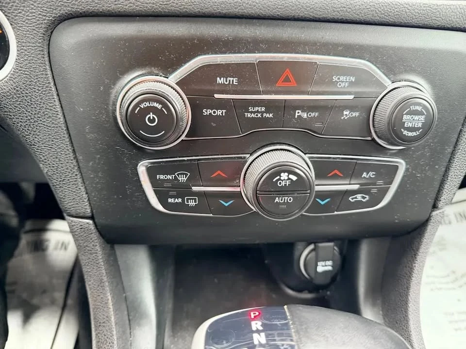 2018 Dodge Charger 7th Gen - Image 15 of 20