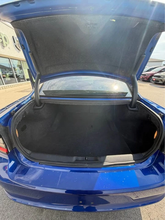 2018 Dodge Charger 7th Gen - Image 5 of 9