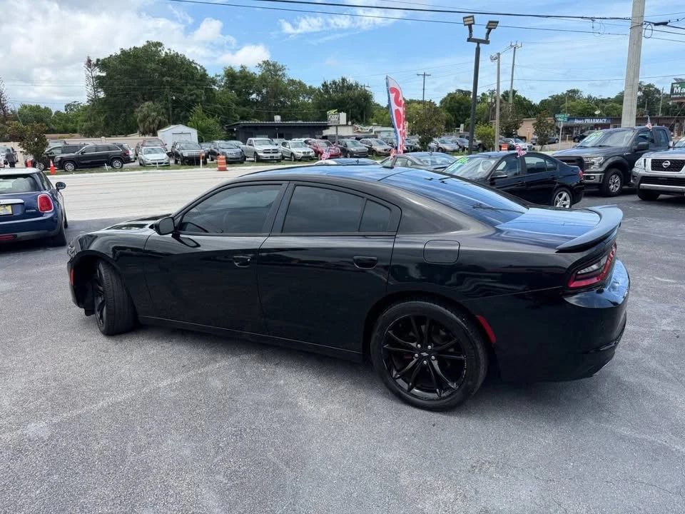 2018 Dodge Charger 7th Gen - Image 12 of 19