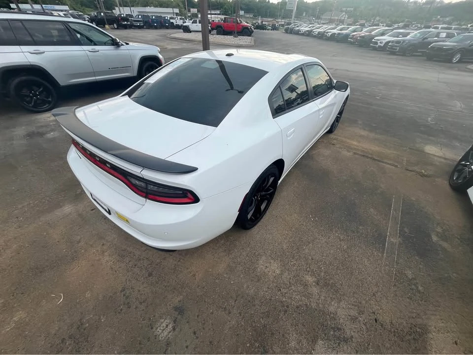 2018 Dodge Charger 7th Gen - Image 5 of 5