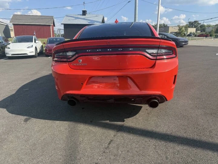 2018 Dodge Charger 7th Gen - Image 11 of 12
