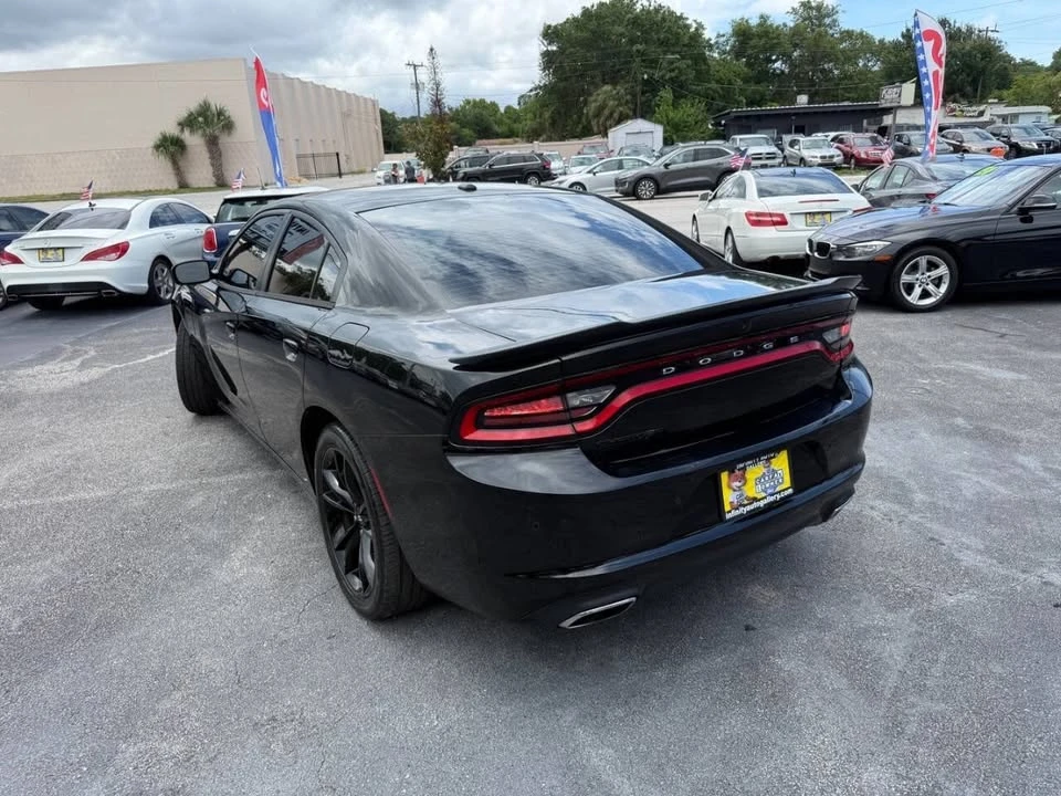 2018 Dodge Charger 7th Gen - Image 10 of 19