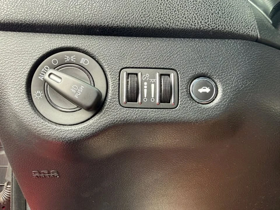 2018 Dodge Charger 7th Gen - Image 12 of 14