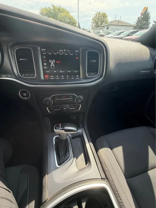 2018 Dodge Charger 7th Gen - Image 7 of 9