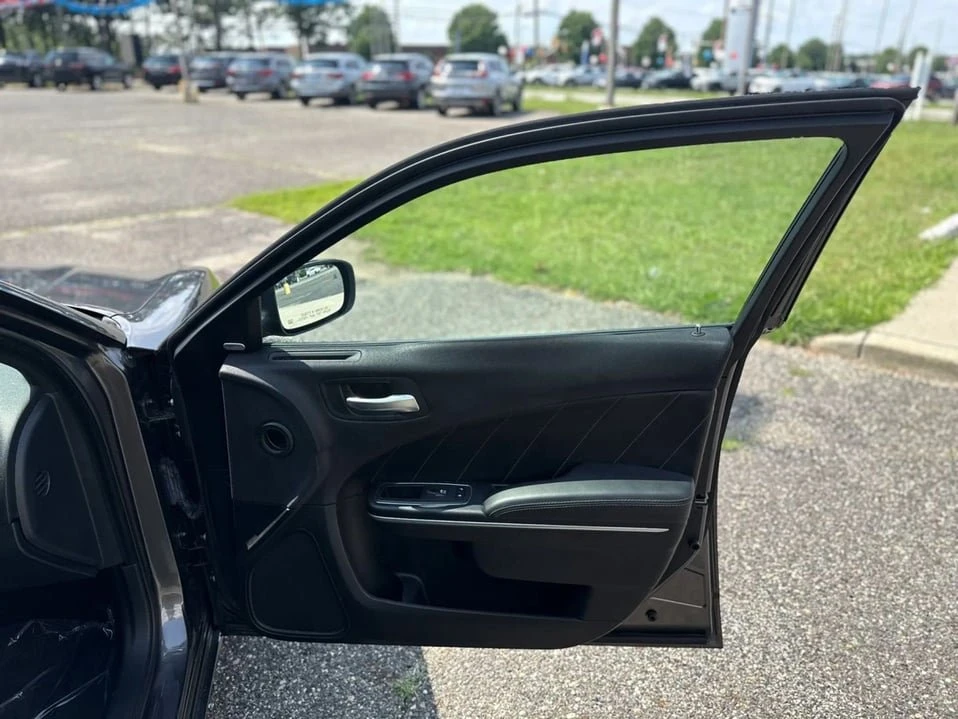 2018 Dodge Charger 7th Gen - Image 19 of 20