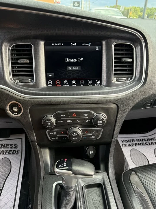 2018 Dodge Charger 7th Gen - Image 17 of 18