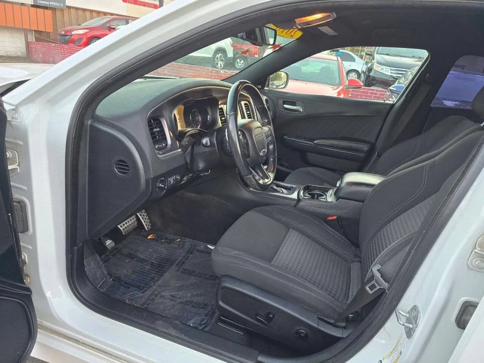 2018 Dodge Charger 7th Gen - Image 12 of 16