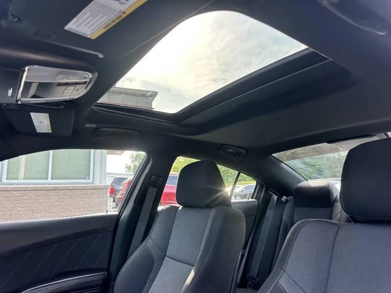 2018 Dodge Charger 7th Gen - Image 15 of 20